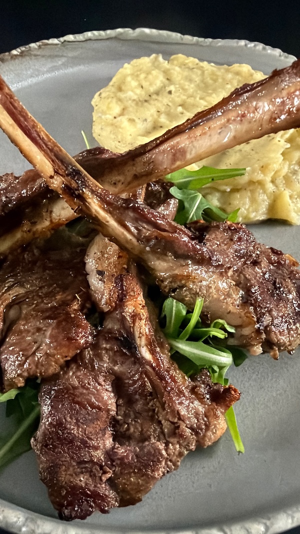 Cotlete de berbecuț  300g