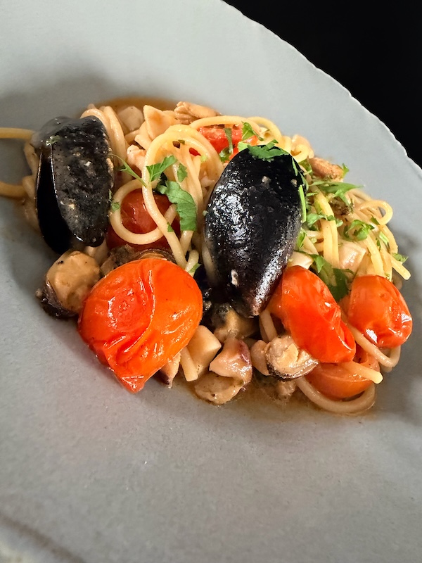 Linguini cu fructe de mare 500g